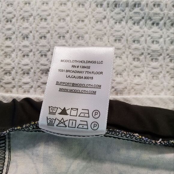 ModCloth Way Out Yonder Flared Pants Size 10 - Picture 8 of 13